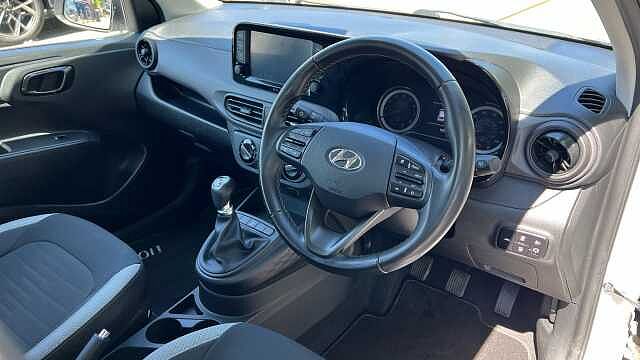 Hyundai i10 1.0 SE Connect Hatchback 5dr Petrol Manual Euro 6 (s/s) (67 ps)