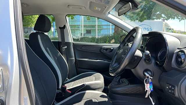Hyundai i10 1.0 SE Connect Hatchback 5dr Petrol Manual Euro 6 (s/s) (67 ps)