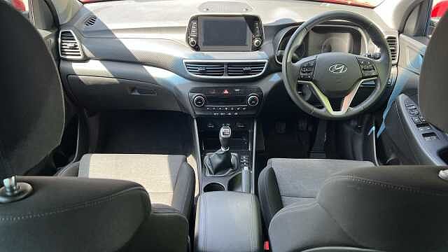 Hyundai TUCSON 1.6 GDi SE Nav SUV 5dr Petrol Manual Euro 6 (s/s) (132 ps)