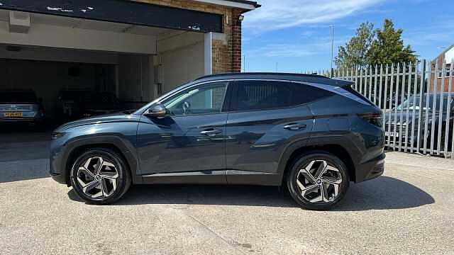 Hyundai TUCSON 1.6 h T-GDi Premium SUV 5dr Petrol Hybrid Auto Euro 6 (s/s) (230 ps)