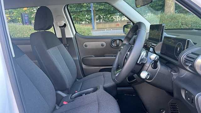 Hyundai INSTER Long Range 49kWh 01 SUV 5dr Electric Auto (115 ps)