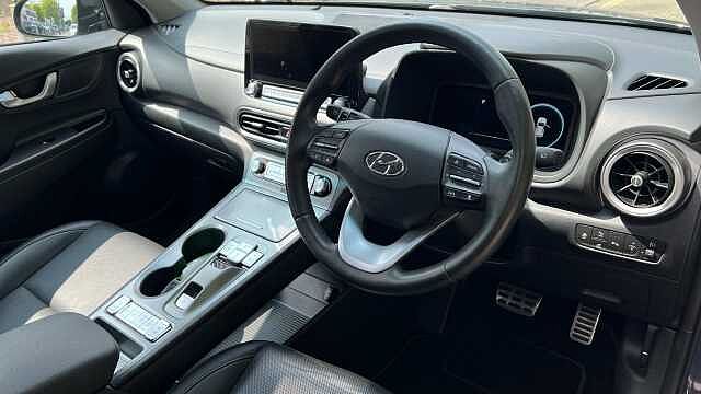Hyundai KONA 64kWh Ultimate SUV 5dr Electric Auto (10.5kW Charger) (204 ps)