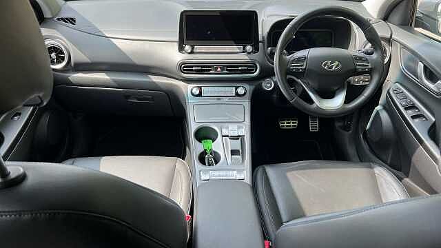Hyundai KONA 64kWh Ultimate SUV 5dr Electric Auto (10.5kW Charger) (204 ps)