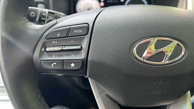 Hyundai KONA 64kWh Ultimate SUV 5dr Electric Auto (10.5kW Charger) (204 ps)