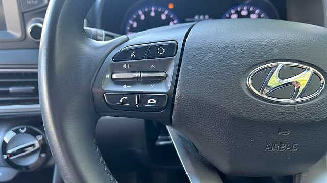 Hyundai KONA 1.0 T-GDi Play SUV 5dr Petrol Manual Euro 6 (s/s) (120 ps)