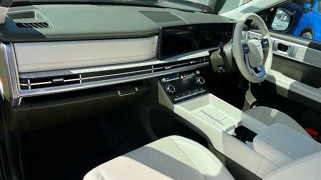 Hyundai SANTA FE 1.6 h T-GDi Ultimate SUV 5dr Petrol Hybrid Auto 4WD Euro 6 (s/s) (7Seat) (215 ps Black