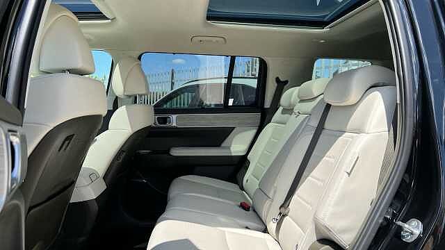 Hyundai SANTA FE 1.6 h T-GDi Ultimate SUV 5dr Petrol Hybrid Auto 4WD Euro 6 (s/s) (7Seat) (215 ps Black
