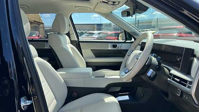 Hyundai SANTA FE 1.6 h T-GDi Ultimate SUV 5dr Petrol Hybrid Auto 4WD Euro 6 (s/s) (7Seat) (215 ps Black