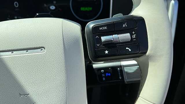 Hyundai SANTA FE 1.6 h T-GDi Ultimate SUV 5dr Petrol Hybrid Auto 4WD Euro 6 (s/s) (7Seat) (215 ps Black