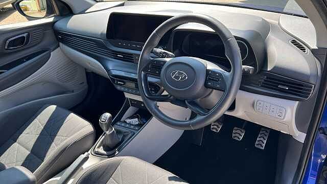 Hyundai BAYON 1.0 T-GDi MHEV Ultimate SUV 5dr Petrol Hybrid Manual Euro 6 (s/s) (100 ps)