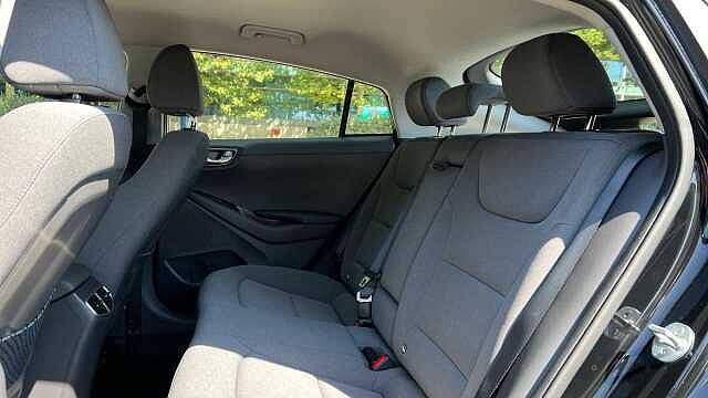 Hyundai IONIQ 1.6 h-GDi 1st Edition DCT Euro 6 (s/s) 5dr