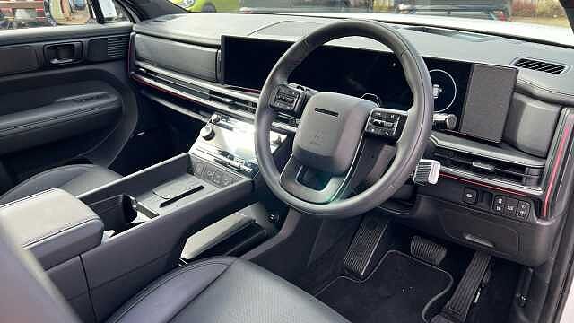 Hyundai Santa Fe 1.6 T-GDi 13.8kWh Calligraphy SUV 5dr Petrol Plug-in Hybrid Auto 4WD Euro 6 (s/s