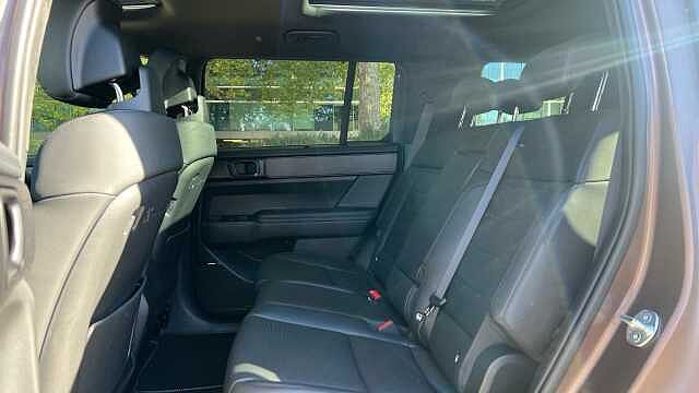 Hyundai SANTA FE 1.6 h T-GDi Calligraphy SUV 5dr Petrol Hybrid Auto 4WD Euro 6 (s/s) (7Seat) (215 Earthy Brass