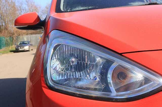 Hyundai i10 1.2 Premium SE 5dr