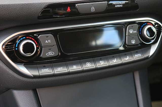 Hyundai I30 1.0 T-GDi MHEV Premium DCT Euro 6 (s/s) 5dr Grey