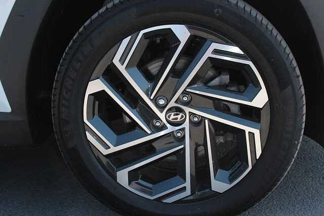 Hyundai TUCSON 1.6T Hybrid Ultimate 5dr Auto White