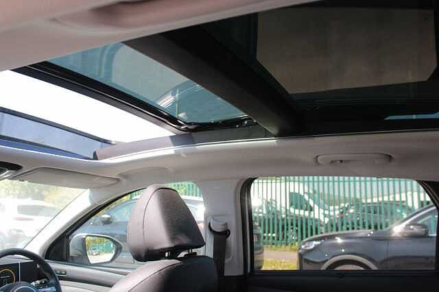 Hyundai TUCSON 1.6T Hybrid Ultimate 5dr Auto White