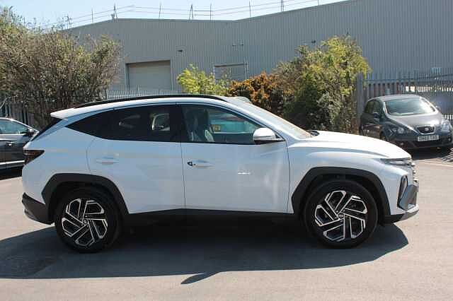 Hyundai TUCSON 1.6T Hybrid Ultimate 5dr Auto White
