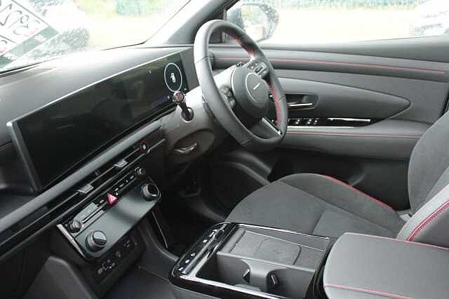 Hyundai TUCSON 1.6T 239 Hybrid N Line 5dr Auto White