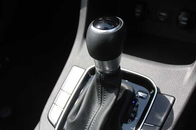 Hyundai I30 1.0T GDi SE Connect 5dr DCT Black