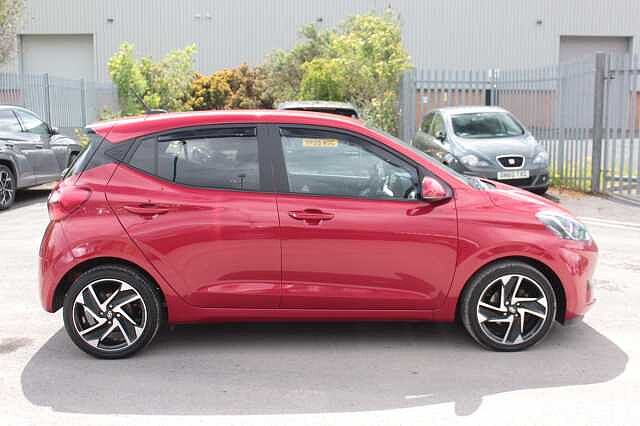 Hyundai I10 1.0 MPi Premium 5dr Red