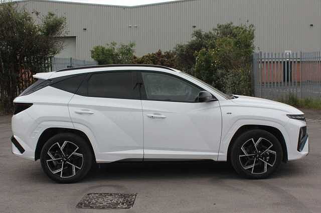 Hyundai TUCSON 1.6T 239 Hybrid N Line 5dr Auto White