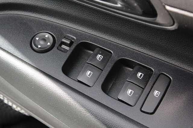 Hyundai i20 1.0T GDi Advance 5dr