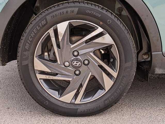 Hyundai BAYON 1.0 TGDi 48V MHEV SE Connect 5dr Green