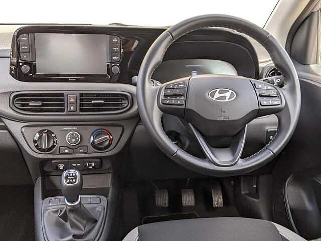 Hyundai i10 1.0 Advance 5dr