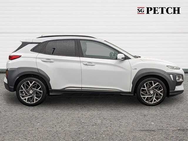 Hyundai KONA 1.6 GDi Hybrid Premium SE 5dr DCT White