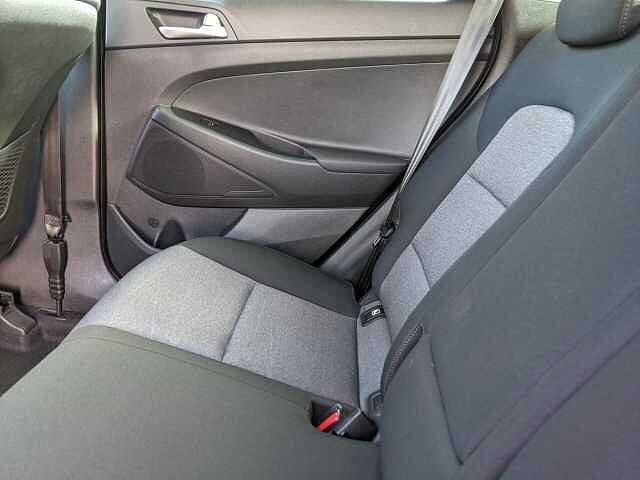Hyundai TUCSON 1.6 TGDi 177 SE Nav 5dr 2WD White