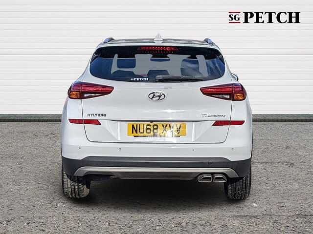 Hyundai TUCSON 1.6 TGDi 177 SE Nav 5dr 2WD White
