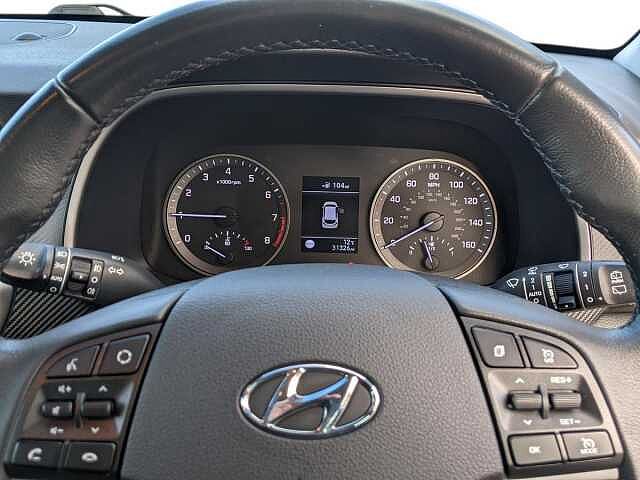 Hyundai TUCSON 1.6 TGDi 177 SE Nav 5dr 2WD White