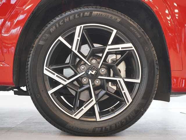 Hyundai TUCSON 1.6 T-GDi N Line SUV 5dr Petrol Hybrid Auto Euro 6 (s/s) (215 ps) Engine Red