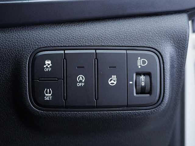 Hyundai BAYON 1.0 T-GDi MHEV Premium SUV 5dr Petrol Hybrid Manual Euro 6 (s/s) (120 ps) Atlas White