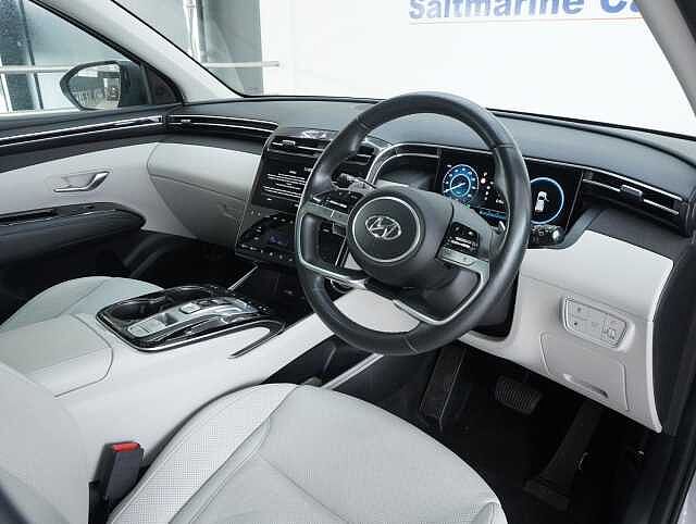 Hyundai TUCSON 1.6 T-GDi 13.8kWh Ultimate SUV 5dr Petrol Plug-in Hybrid Auto 4WD Euro 6 (s/s) ( Shimmering Silver