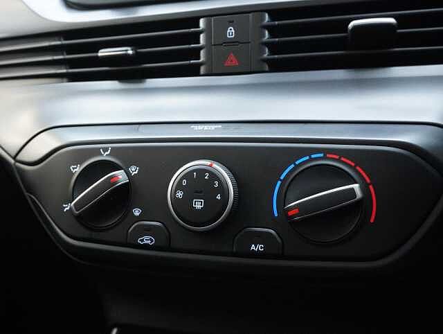 Hyundai BAYON 1.0 T-GDi MHEV SE Connect SUV 5dr Petrol Hybrid DCT Euro 6 (s/s) (100 ps)