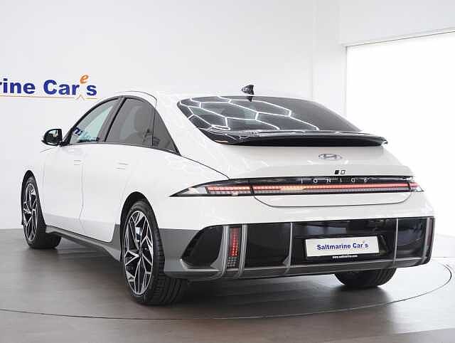 Hyundai IONIQ 6 77.4kWh Premium Saloon 4dr Electric Auto (228 ps) Serenity White