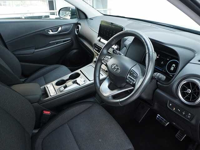 Hyundai KONA 64kWh Premium SUV 5dr Electric Auto (10.5kW Charger) (204 ps) Dark Knight Grey