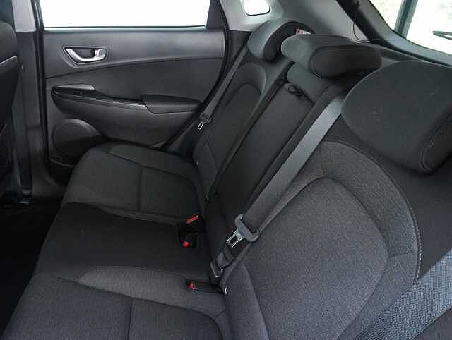 Hyundai KONA 64kWh Premium SUV 5dr Electric Auto (10.5kW Charger) (204 ps) Dark Knight Grey