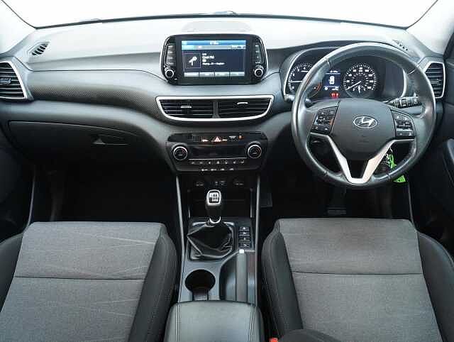 Hyundai TUCSON 1.6 GDi SE Nav SUV 5dr Petrol Manual Euro 6 (s/s) (132 ps) Olivine Grey