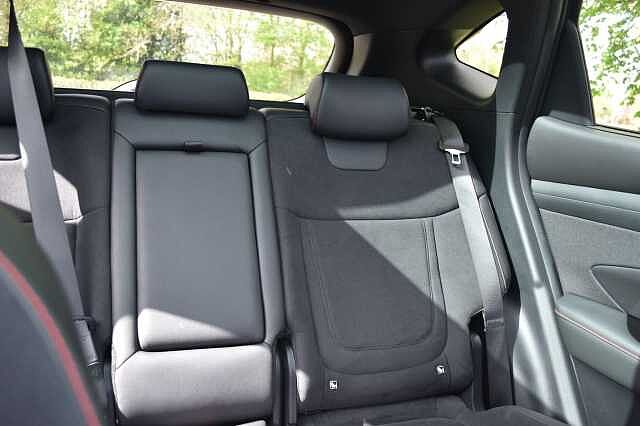 Hyundai TUCSON 1.6T Hybrid N Line S 5dr Auto Black