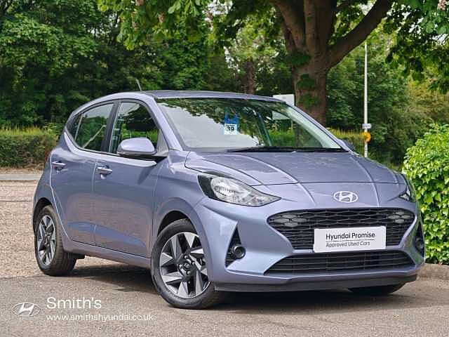 1.0 [63] Advance 5dr [Nav]