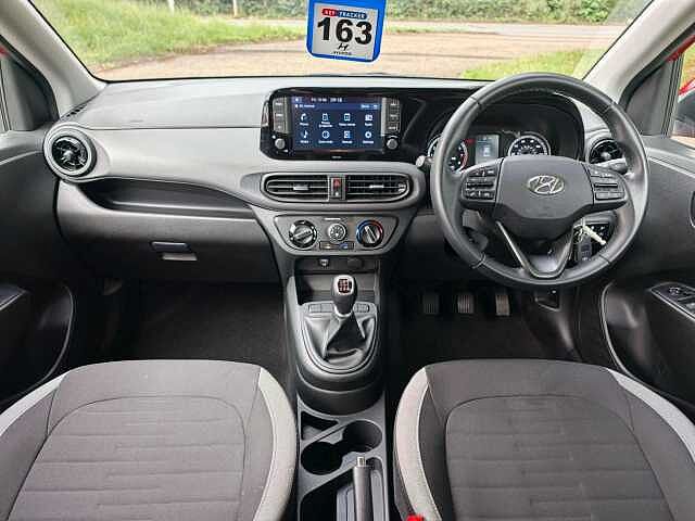 Hyundai I10 1.0 MPi SE Connect 5dr Red