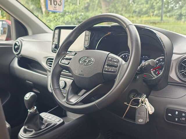 Hyundai I10 1.0 MPi SE Connect 5dr Red