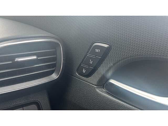 Hyundai SANTA FE SANTA FE 2.2 CRDi Ultimate 5dr 4WD Auto Grey