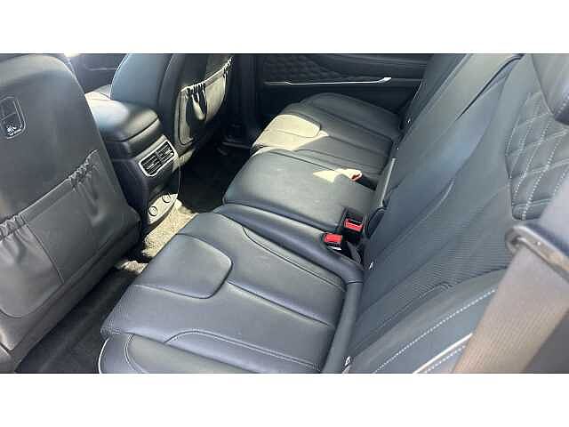 Hyundai SANTA FE SANTA FE 1.6 TGDi Plug-in Hybrid Ultimate 5dr 4WD Auto Silver