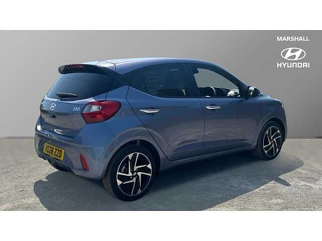 Hyundai i10 i10 5Dr HAT 1.2 MPi 79ps Premium NAV AU