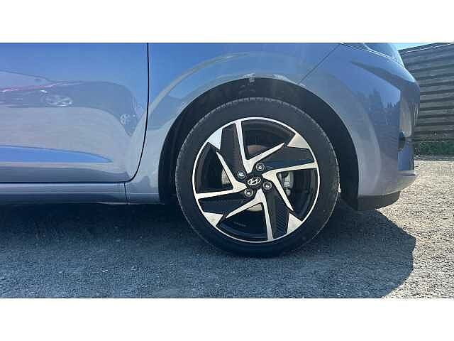 Hyundai i10 i10 5Dr HAT 1.2 MPi 79ps Premium NAV AU