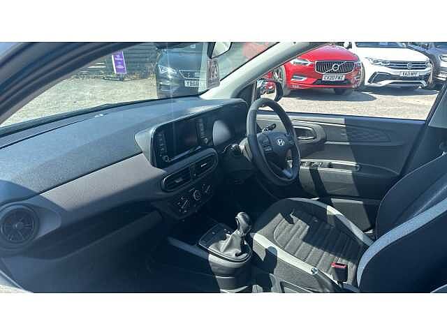 Hyundai i10 i10 5Dr HAT 1.0 MPi 67ps Advance AU